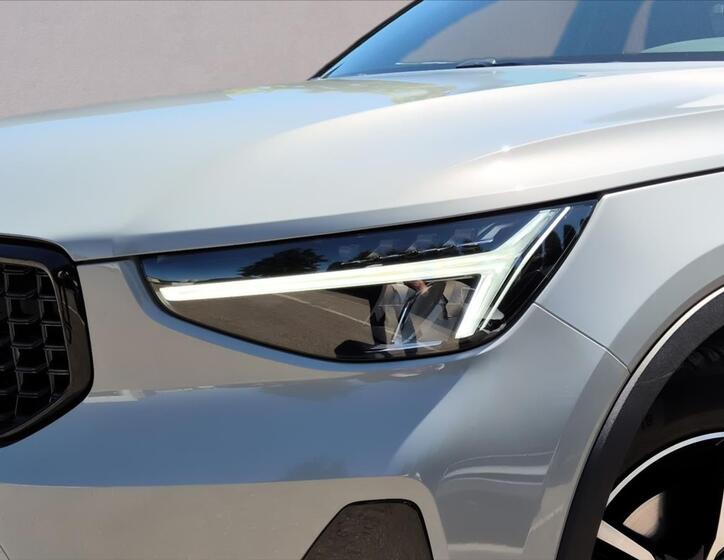 Volvo XC40 5