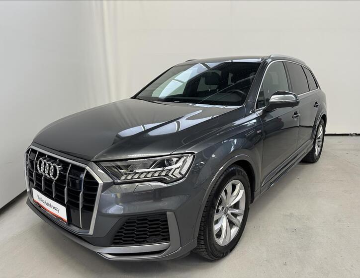 Audi Q7 1