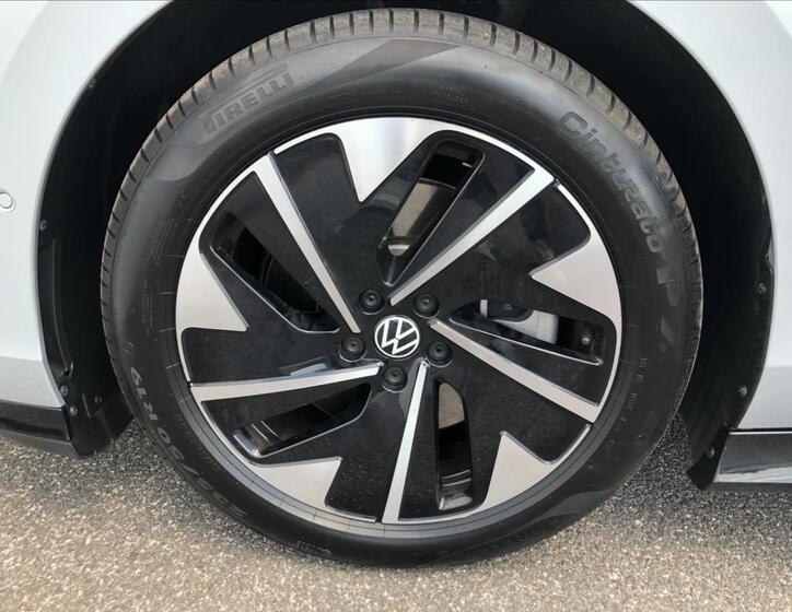 Volkswagen ID.7 33