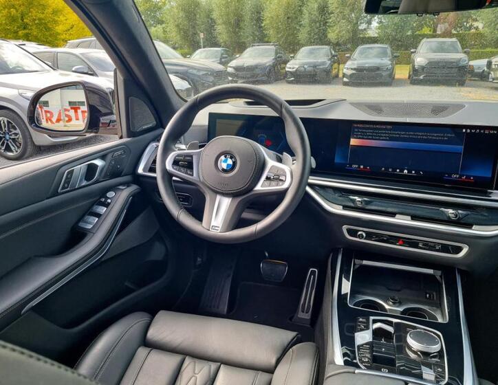 BMW X7 5