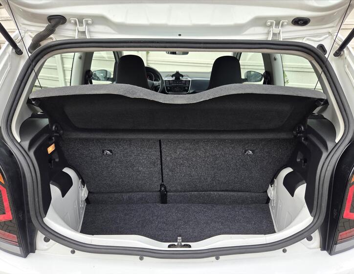 Volkswagen up! 11