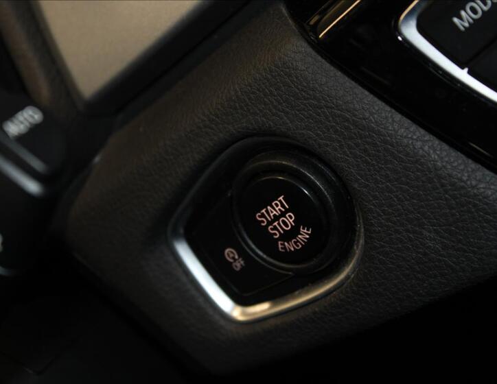 BMW Řada 2 35