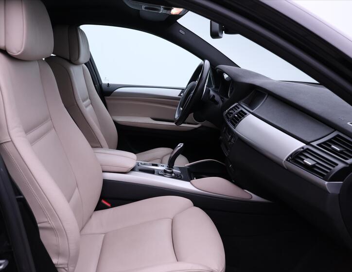 BMW X6 15