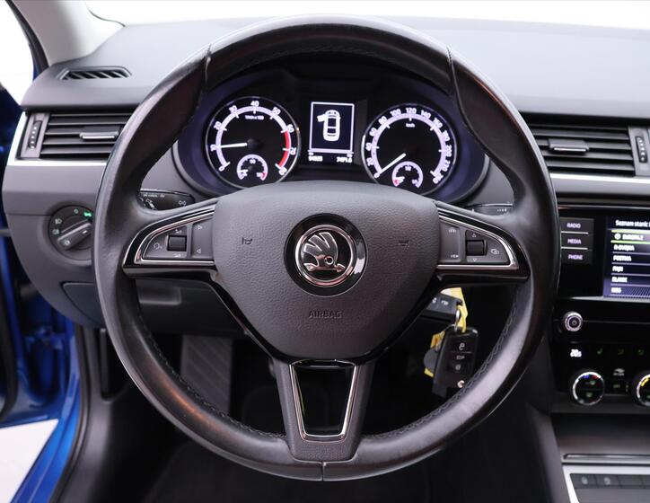 Škoda Octavia 14