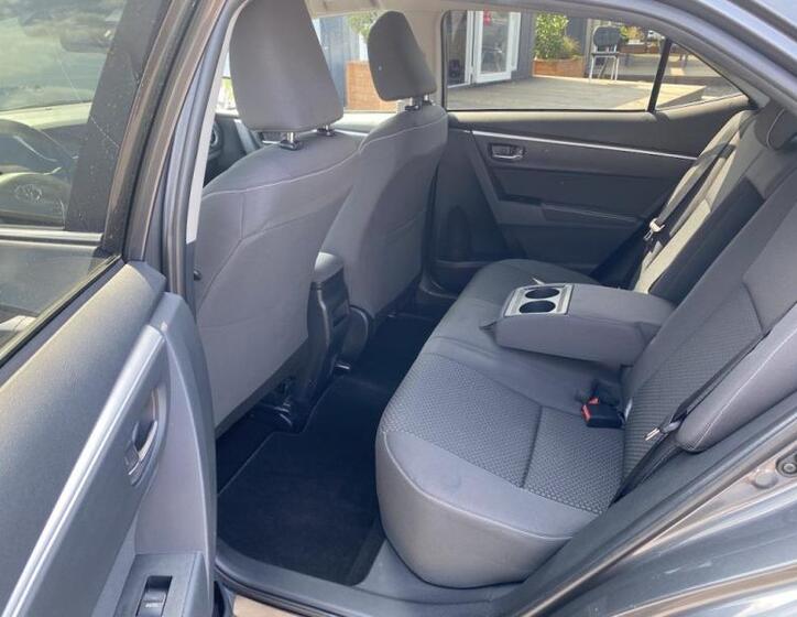 Toyota Corolla 12