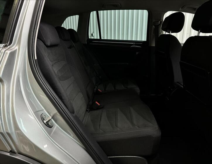 Volkswagen Tiguan 42