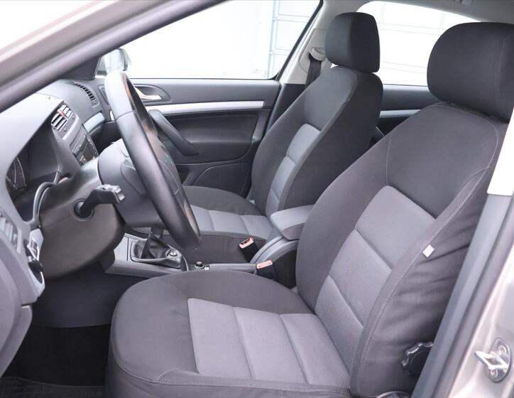 Škoda Octavia 11