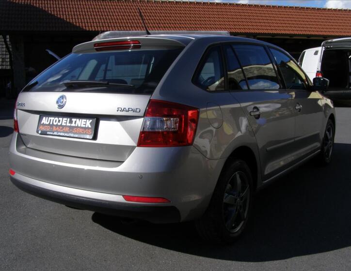 Škoda Rapid 5