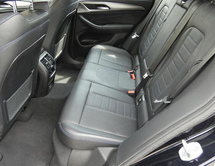 BMW X3 20