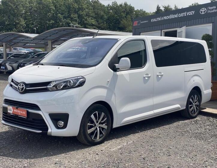 Toyota ProAce Verso 3
