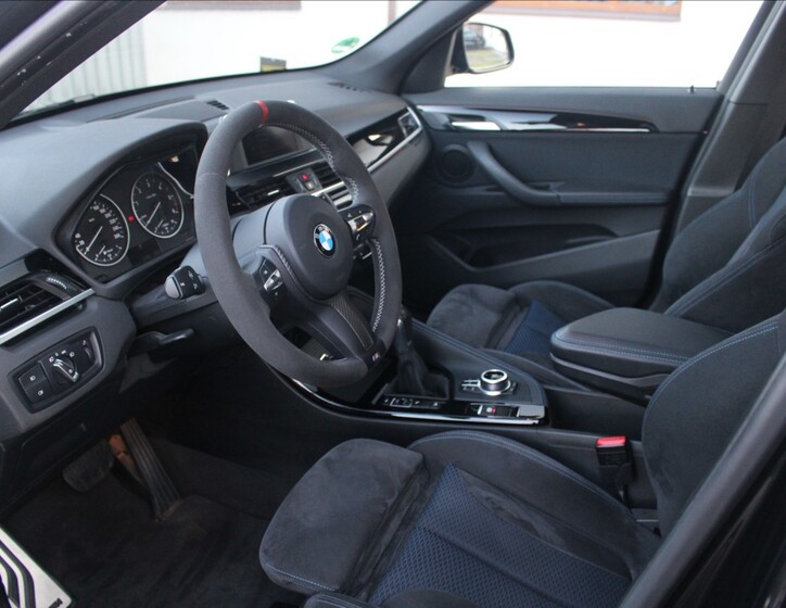 BMW X1 12
