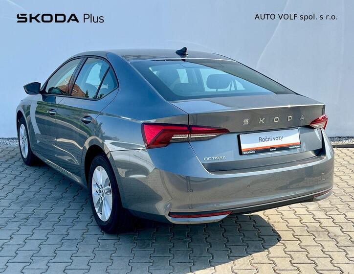 Škoda Octavia 8