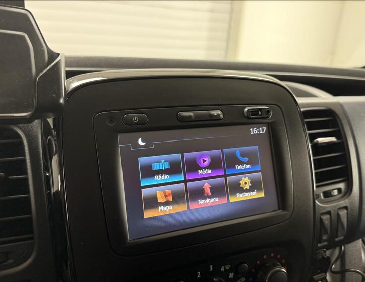 Opel Vivaro 20