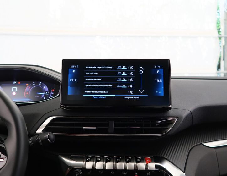 Peugeot 3008 24