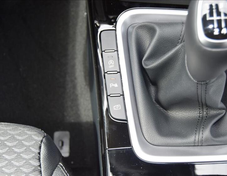 KIA XCeed 8