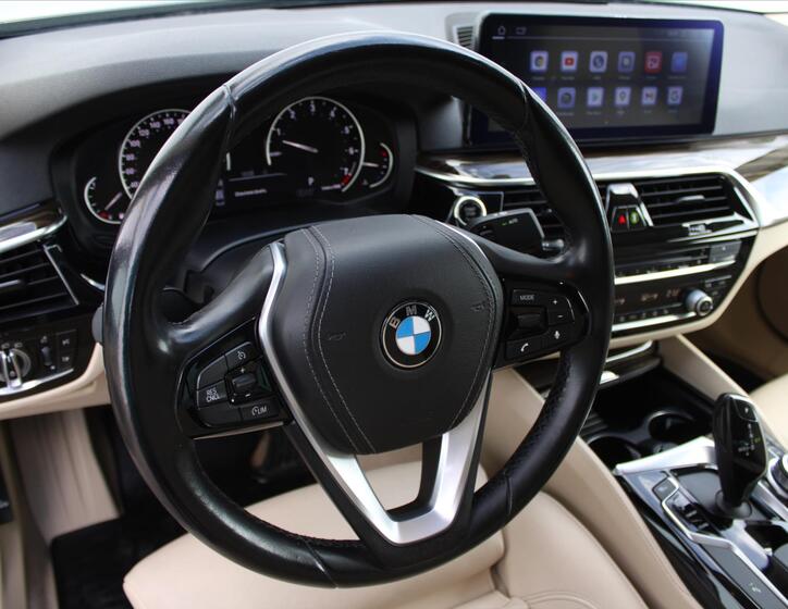 BMW Řada 5 15