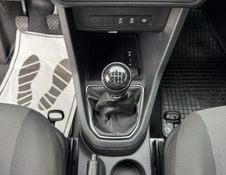 Volkswagen Caddy 38