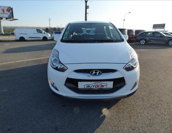 Hyundai ix20 8