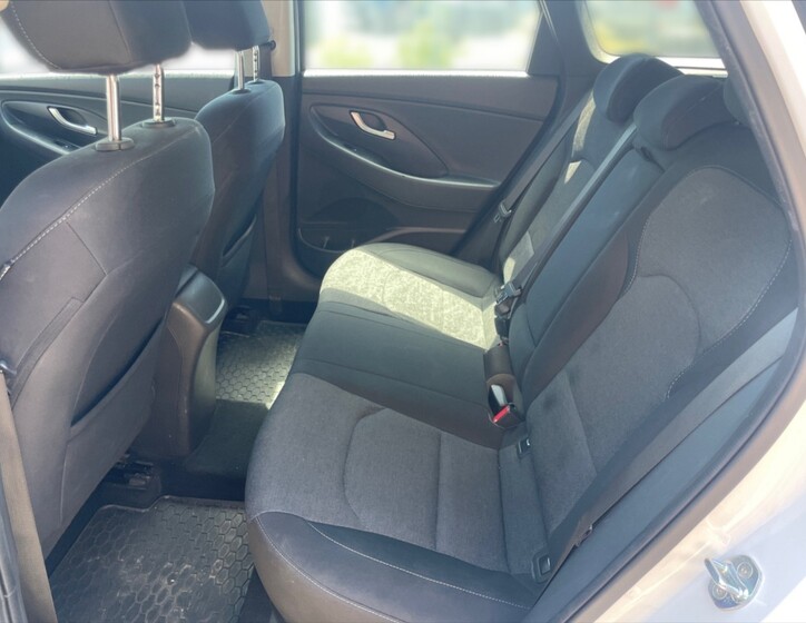 Hyundai i30 8