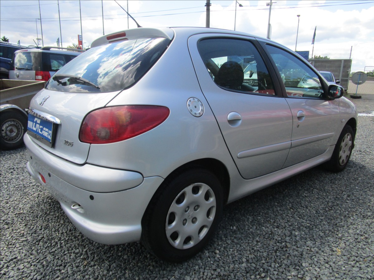 Peugeot 206