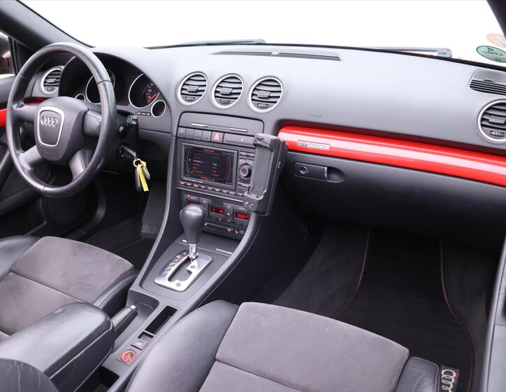 Audi A4 30