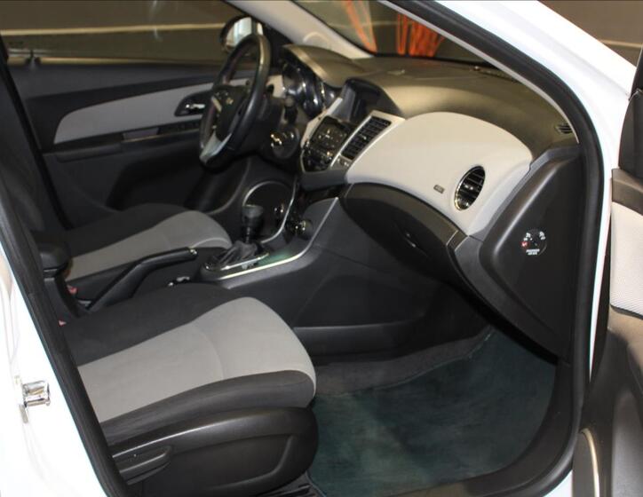 Chevrolet Cruze 20