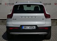 Volvo XC40 4