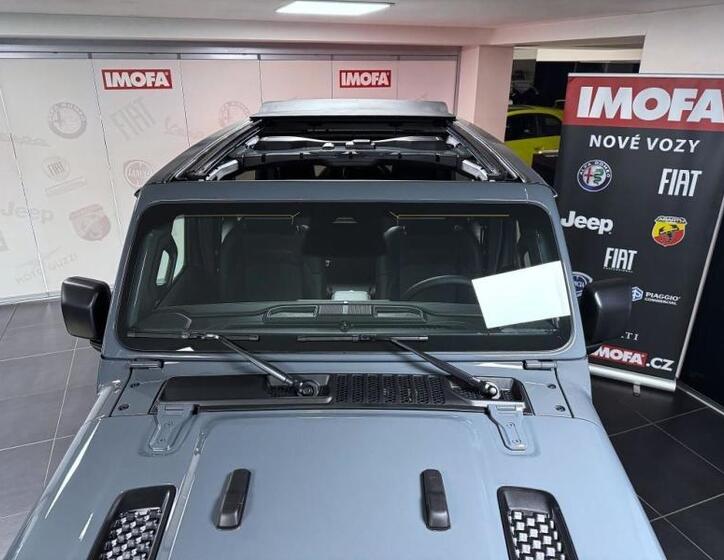 Jeep Wrangler 9