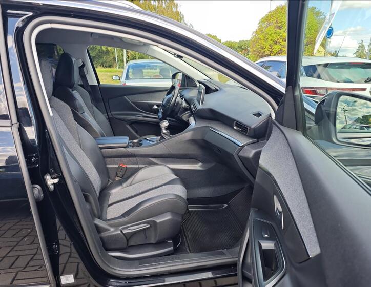 Peugeot 5008 16