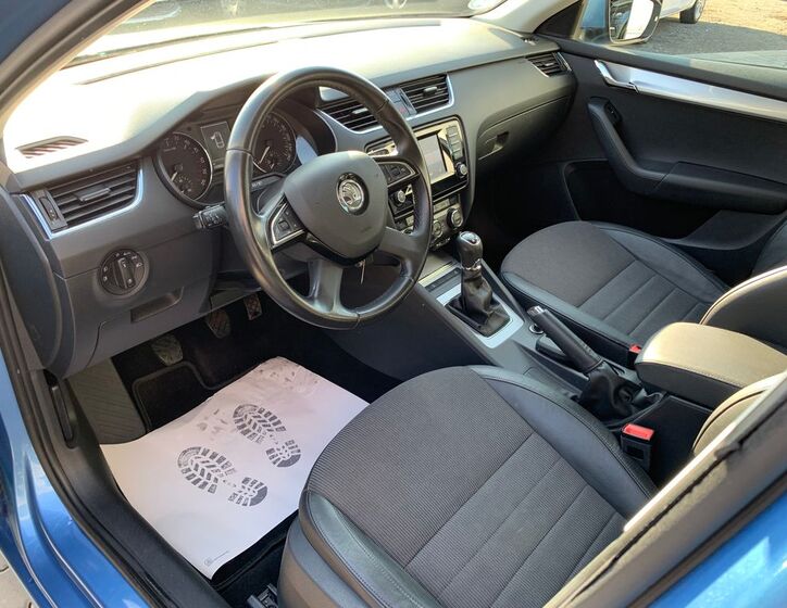 Škoda Octavia 14