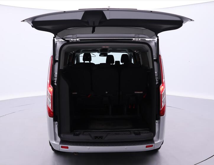 Ford Tourneo Custom 9