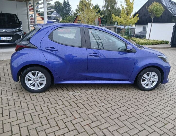Toyota Yaris 7