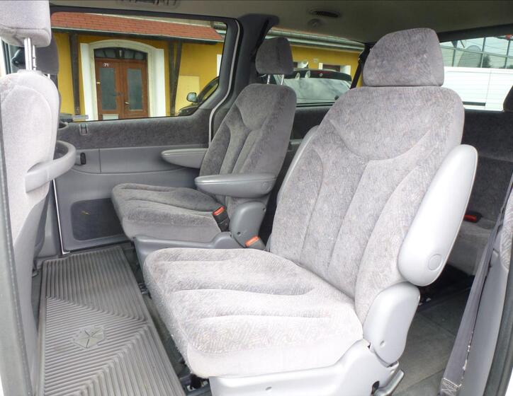 Dodge Grand Caravan 18