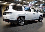 Jeep Grand Wagoneer 9