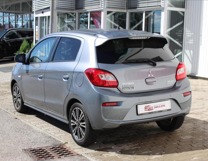 Mitsubishi Space Star 4