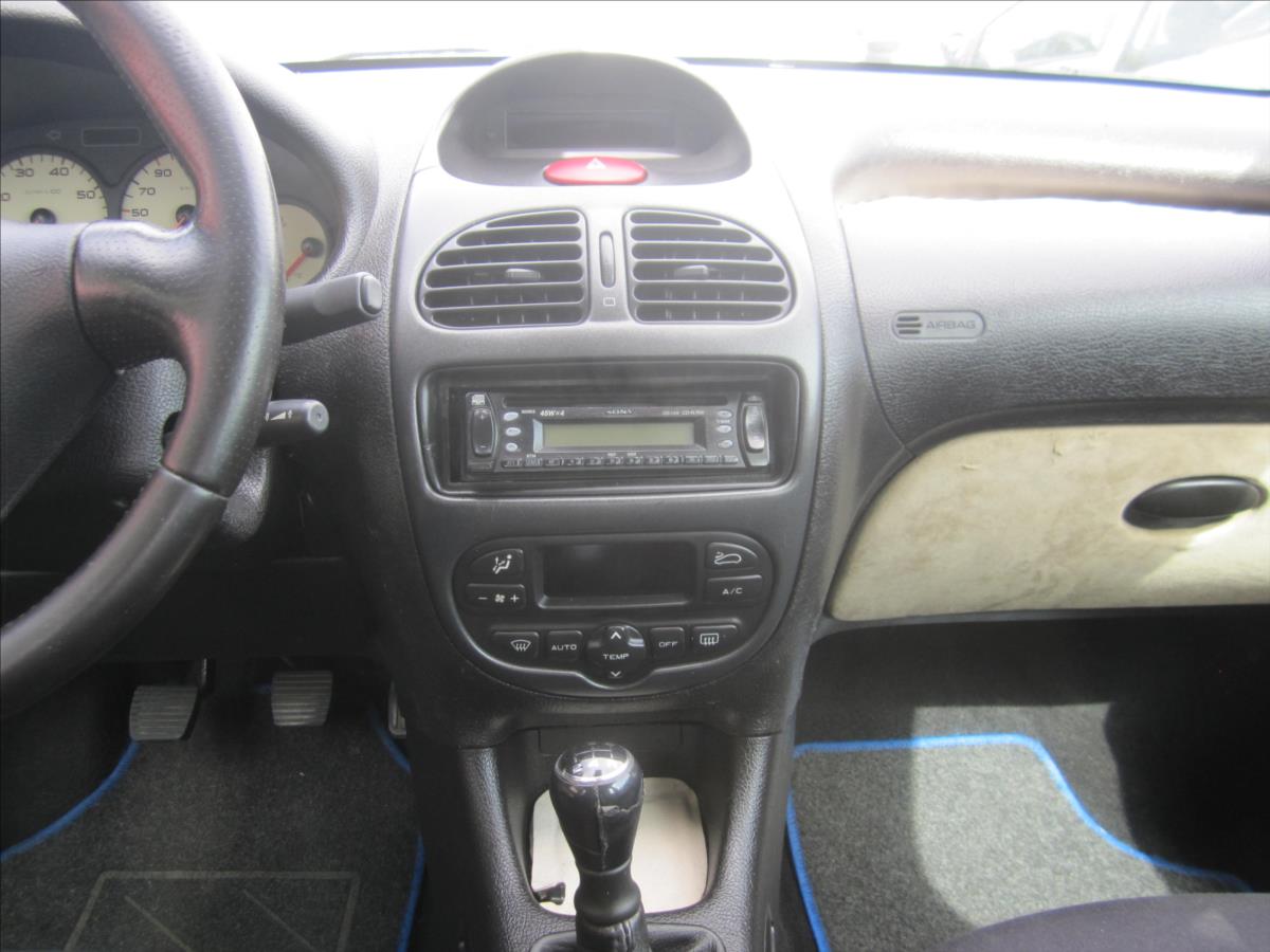 Peugeot 206