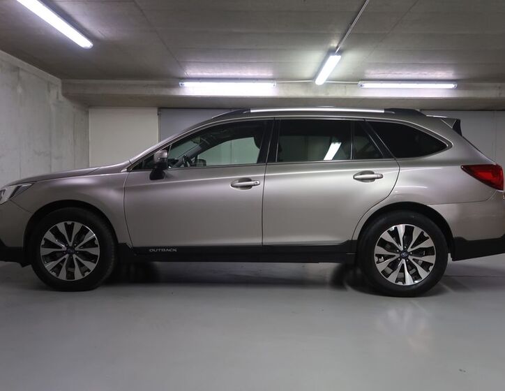 Subaru Outback 8