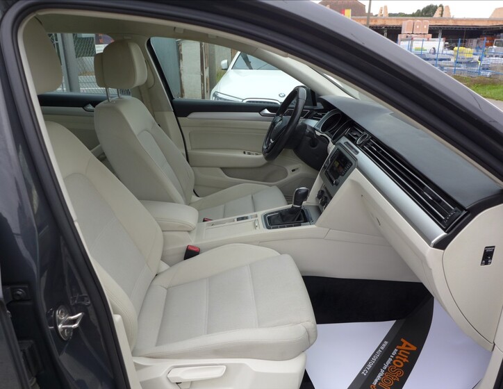 Volkswagen Passat 33