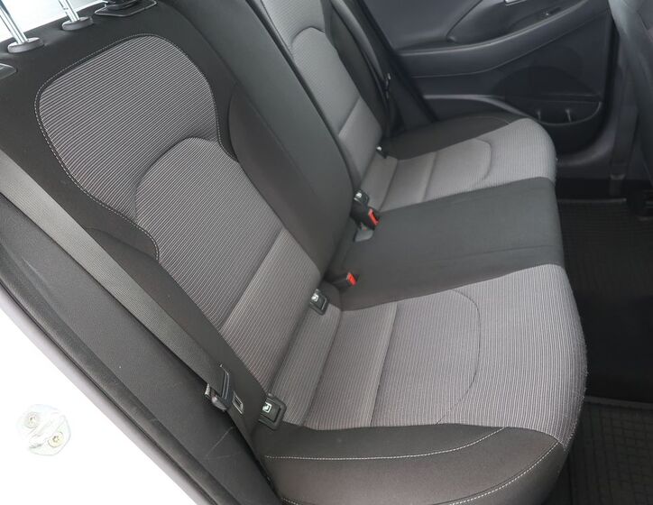 Hyundai i30 13