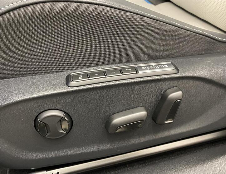 Volkswagen ID.7 12
