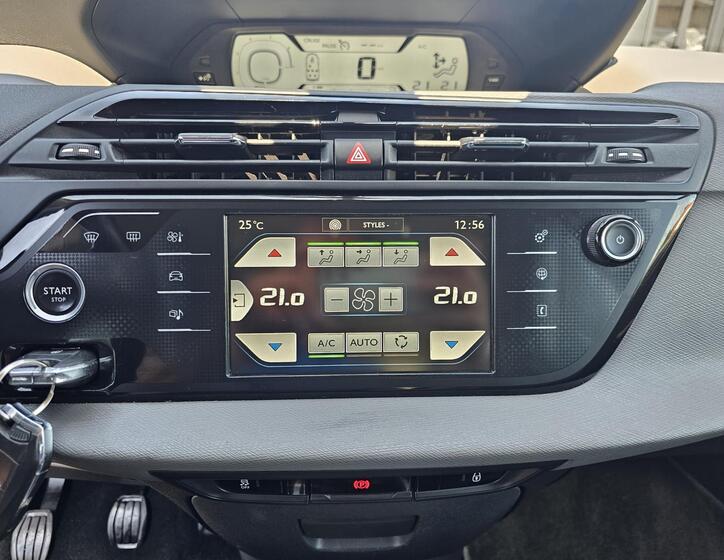 Citroën Grand C4 Picasso 22