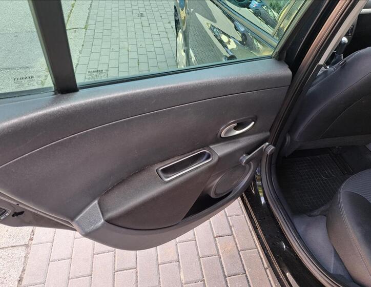 Renault Clio 32
