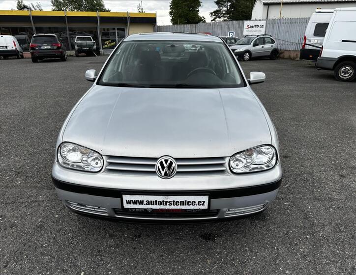 Volkswagen Golf 8