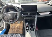 Toyota C-HR 10