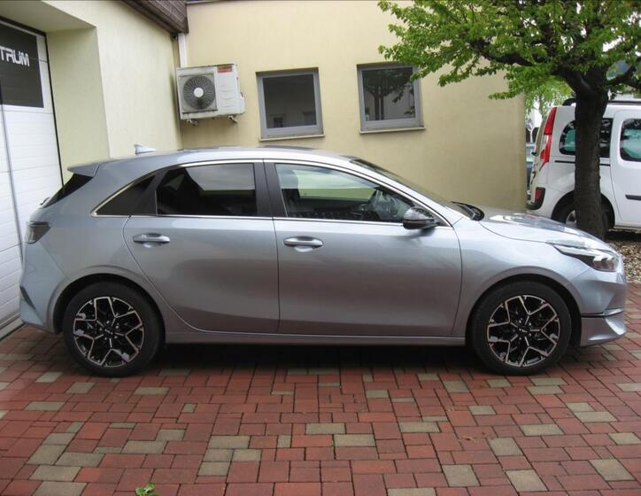 KIA Ceed 6