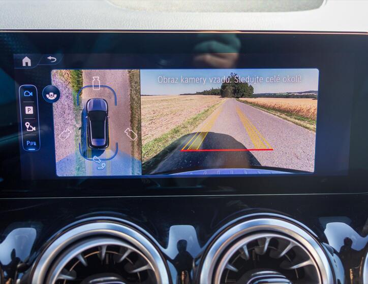 Mercedes-Benz GLA 37