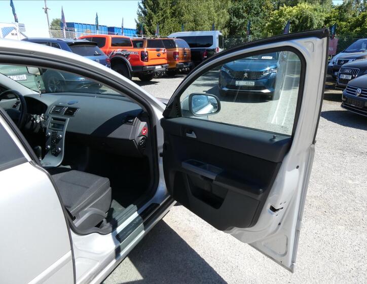 Volvo V50 20