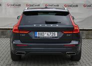 Volvo V60 4