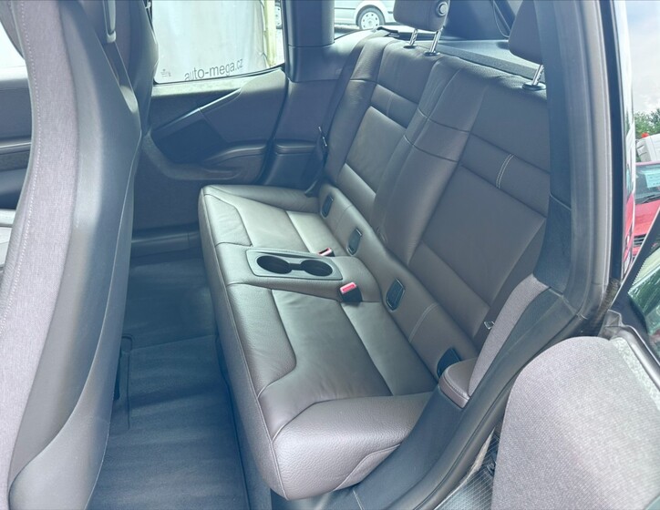 BMW i3 11