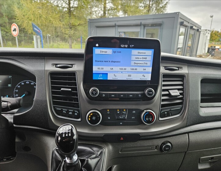 Ford Transit 13